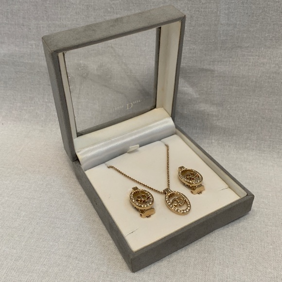 Dior earring and necklace set - Picture 7 of 11